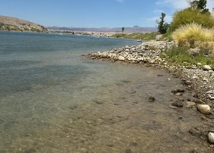 Fisher Paradise Oasis On The River * Bullhead City